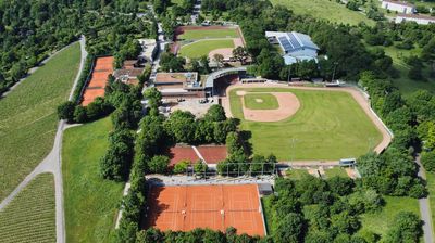 Luftaufnahme vom Sportgelände Schnarrenberg